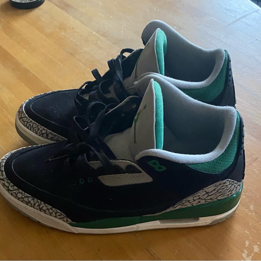 Jordan 3 “pine green”